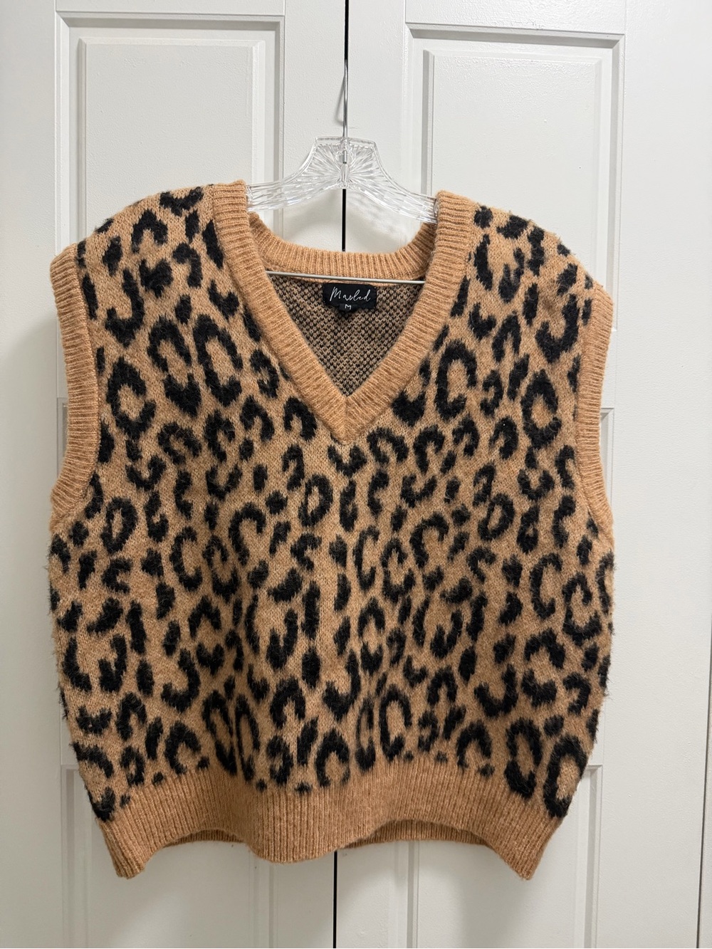 Marled Leopard Print V-Neck Sweater Vest in Camel and Black